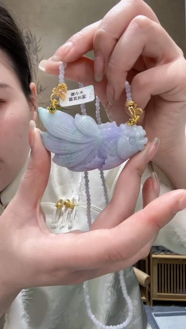 【闪购商品】翡翠颈饰未镶嵌吊坠