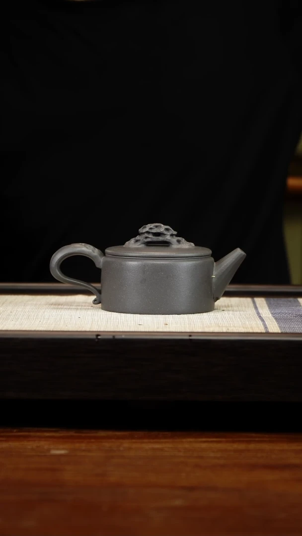 茶壶紫砂雨天青天际【锯钉】