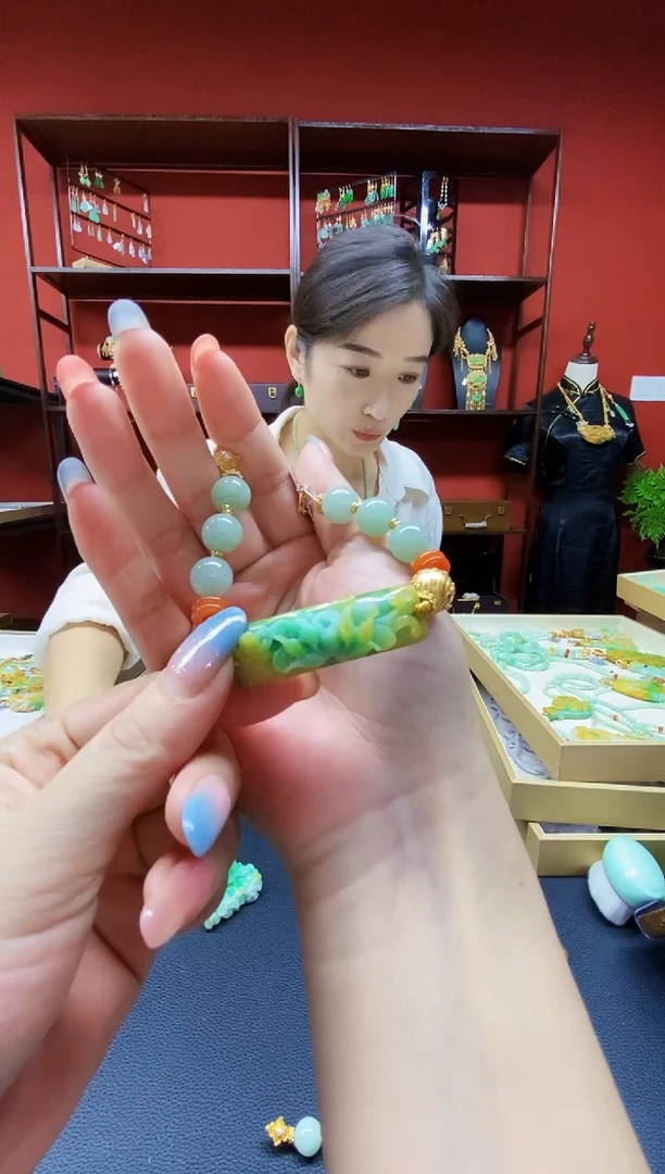 颈饰未镶嵌翡翠翡翠吊坠
