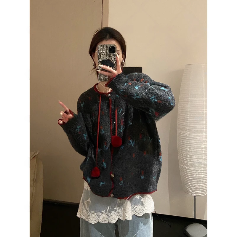 泡泡studio  刺绣毛衣女秋冬设计感针织开衫