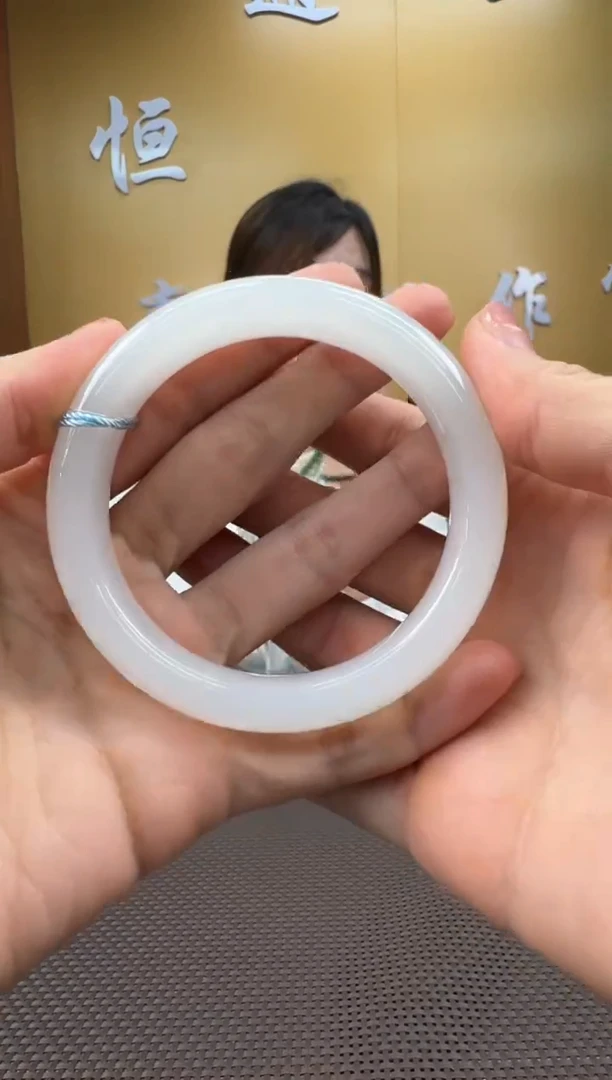 和田玉未镶嵌颈饰手镯58