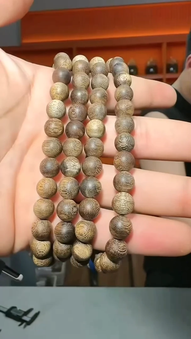 沉香手串93号尖峰岭32g0.8多样性发一