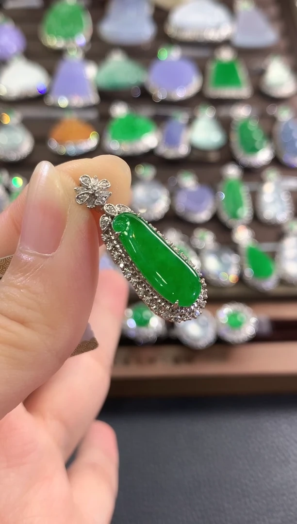 吊坠(不含链)18K金镶嵌翡翠d20