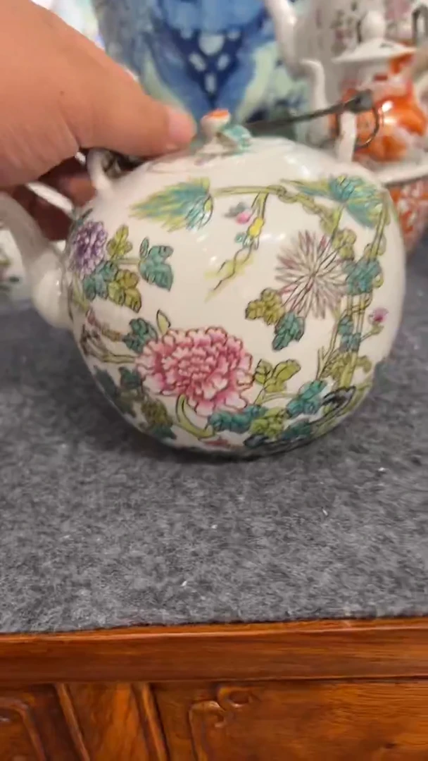 摆件瓷摆件瓷摆件四季花卉支丁水壶