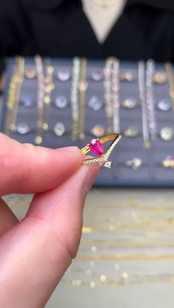 银S925镶嵌戒指红宝石戒指