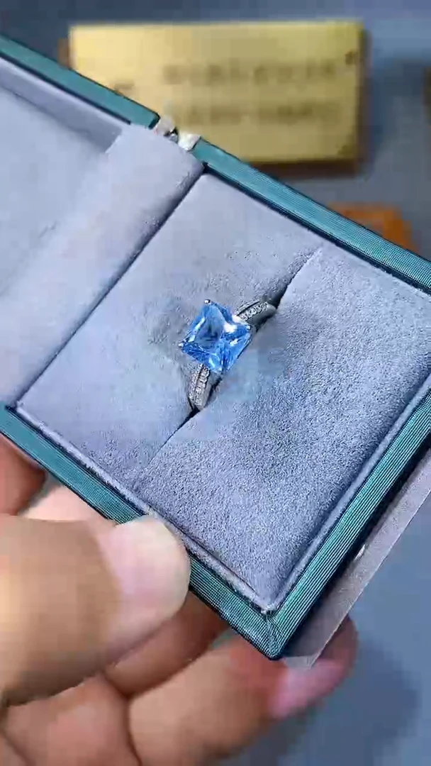 【闪购商品】海蓝宝石戒指银S925镶嵌254