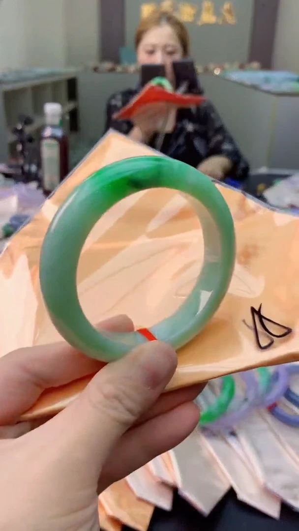 未镶嵌手镯翡翠0366099044
