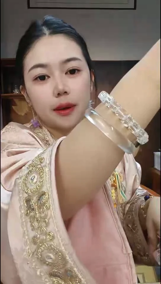 无非金属卡西百露穿搭饰品