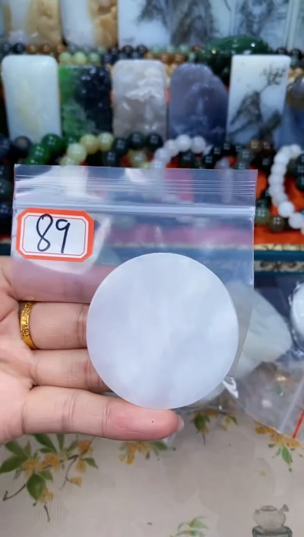 和田玉未镶嵌颈饰和田玉