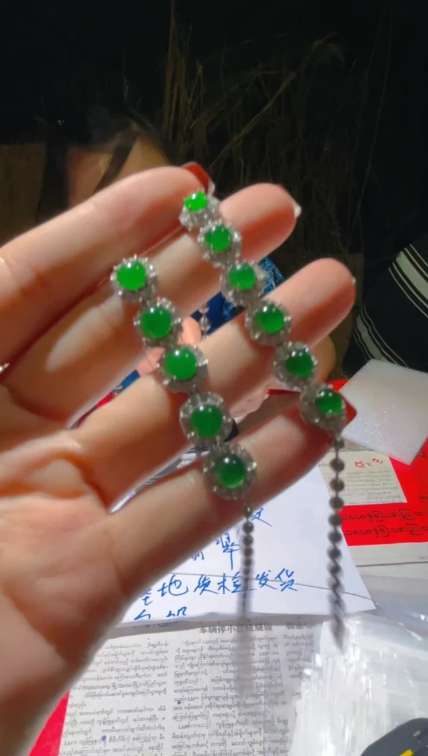 定制翡翠未镶嵌天然A货翡翠（多样性发货拍一件发件）