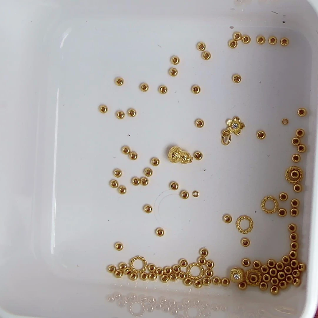 黄金足金小金 豆