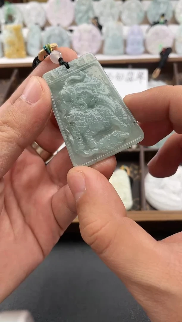 颈饰未镶嵌翡翠25/12/6/.2