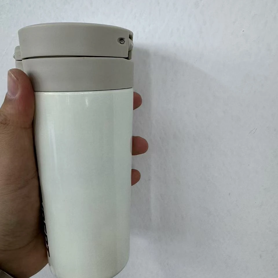 小那个莱呀~保温杯化妆包