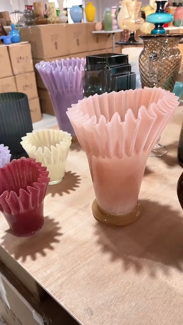 【闪购商品】玻璃粉色折纸花瓶