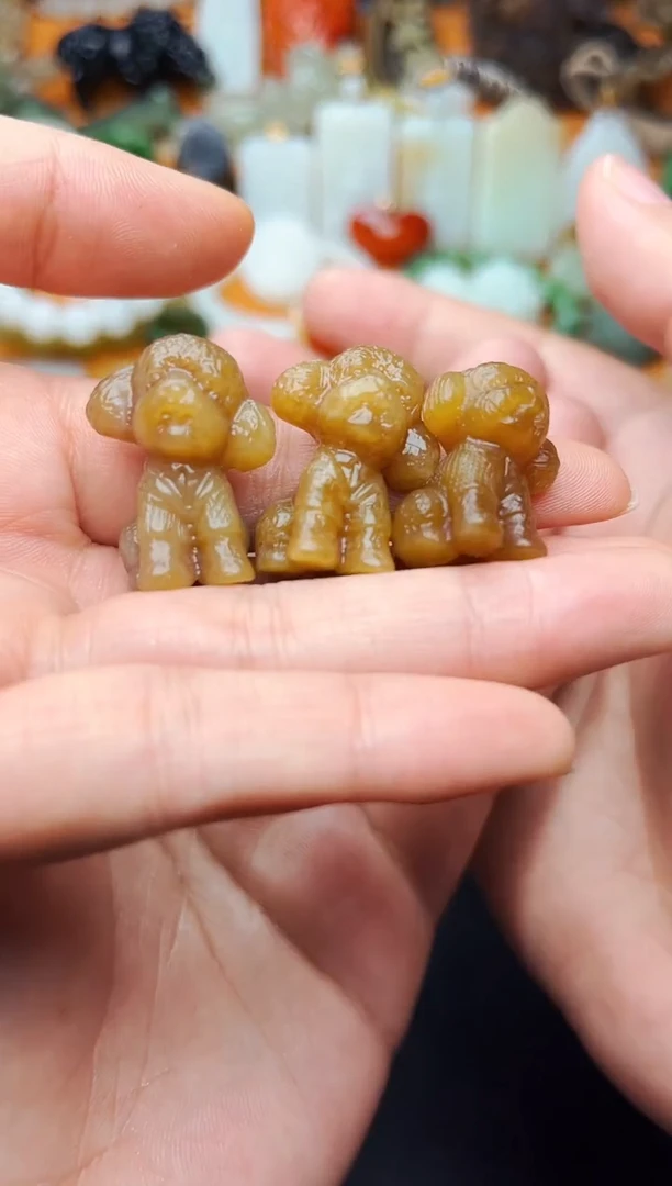 【闪购商品】和田玉颈饰未镶嵌小狗多样性拍一发一