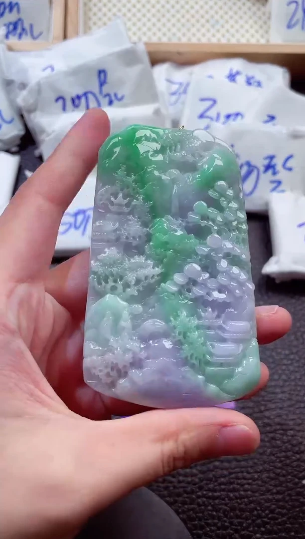颈饰未镶嵌翡翠00007559