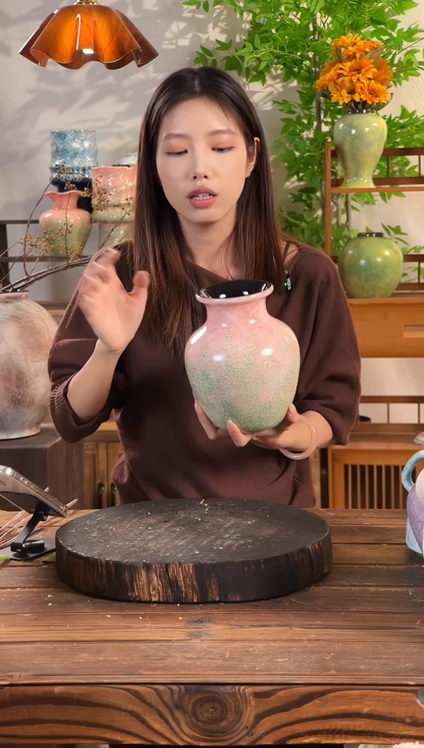 【绿脂凝春-胖肚花瓶中号】