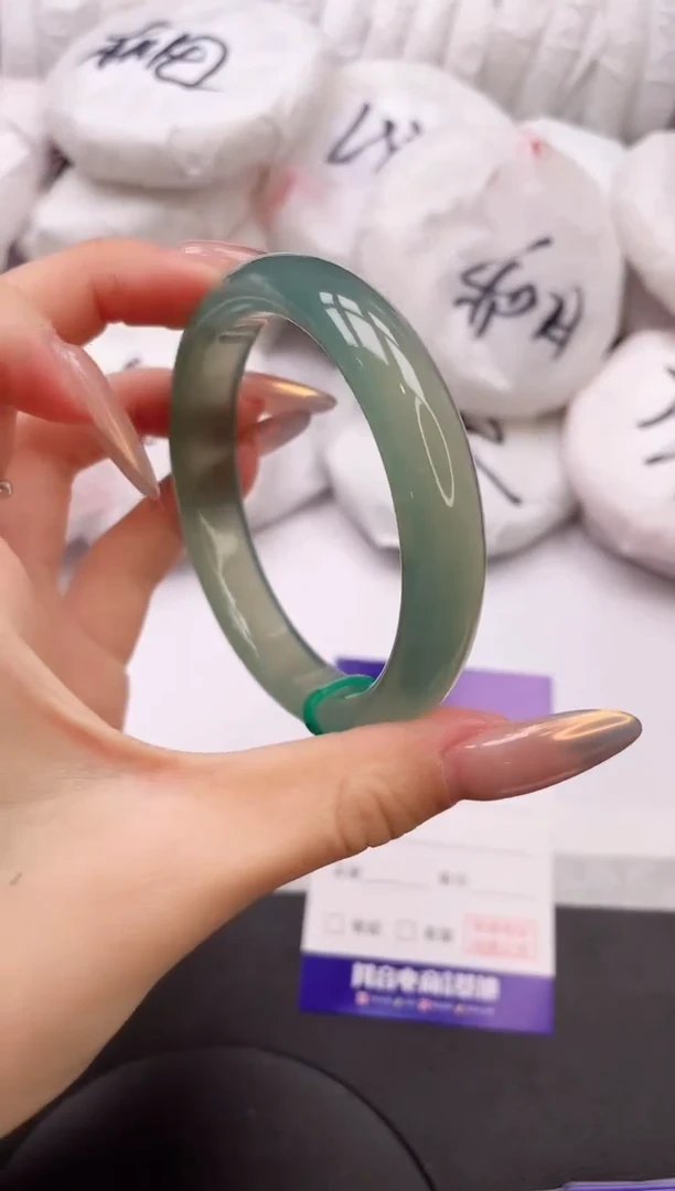 【闪购商品】石英质玉手镯未镶嵌24L122-59