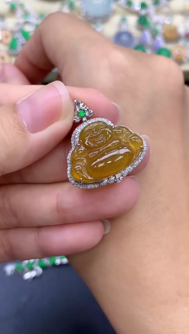 颈饰18K金镶嵌翡翠235-中国好珍宝