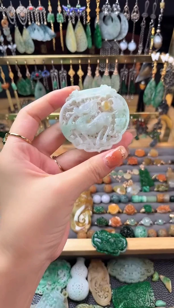 未镶嵌定制翡翠翡翠