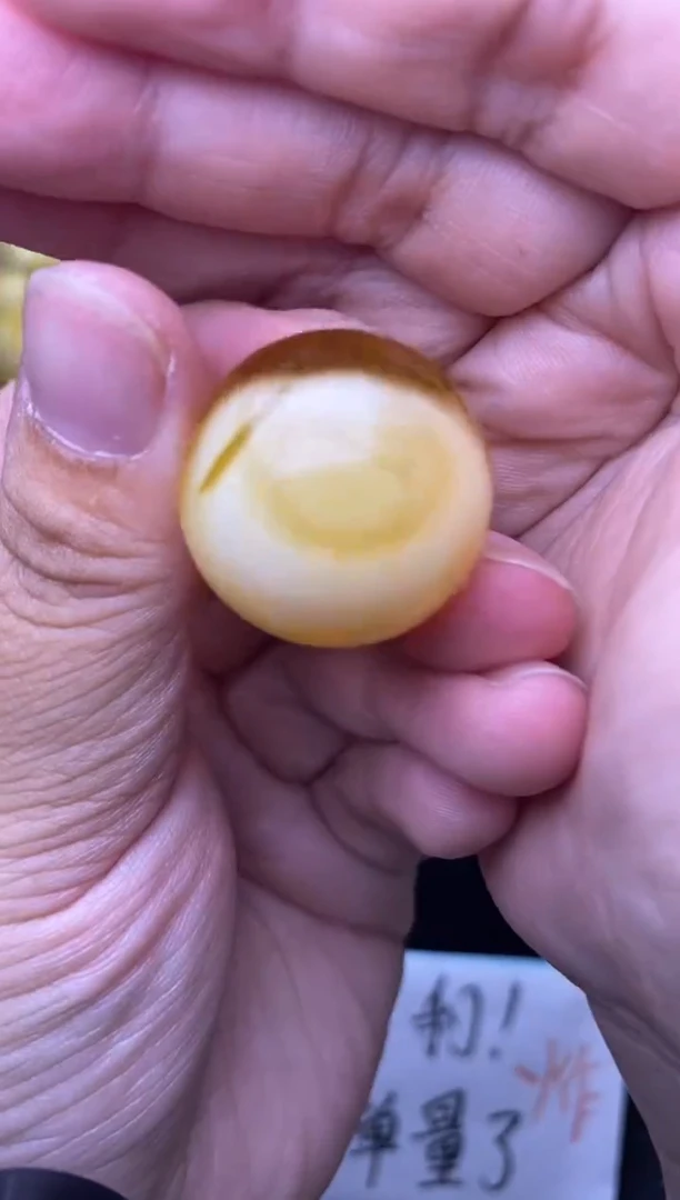 裸石琥珀未镶嵌大小姐珠宝严选103