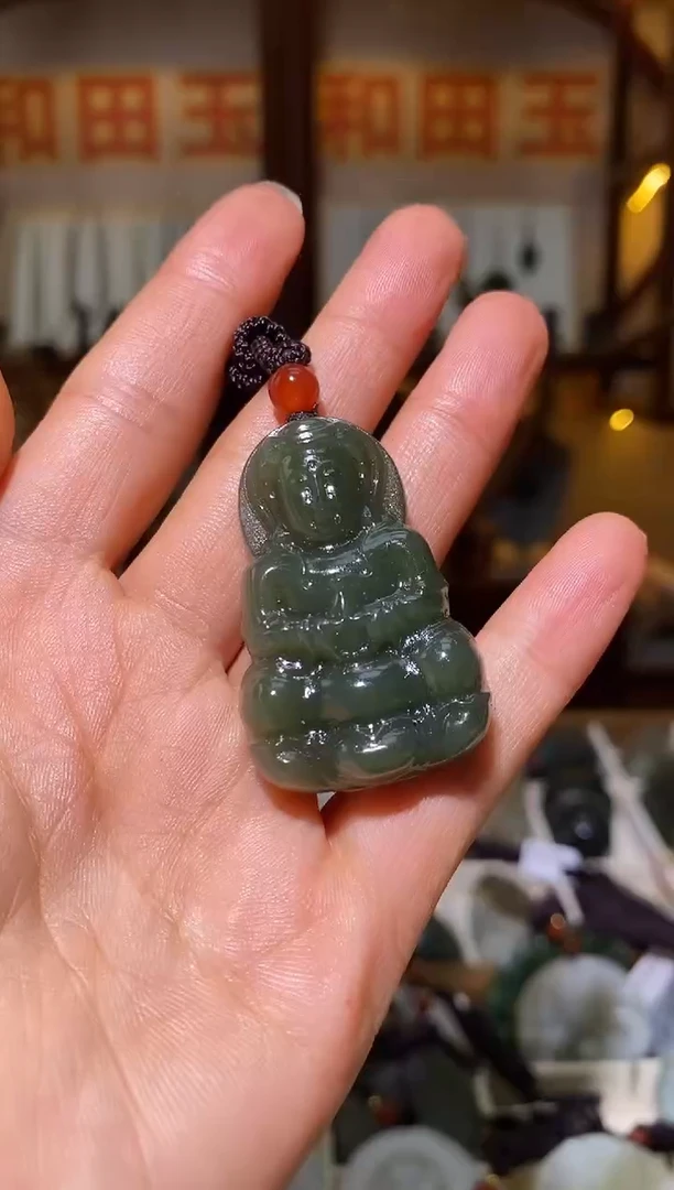 颈饰未镶嵌和田玉1