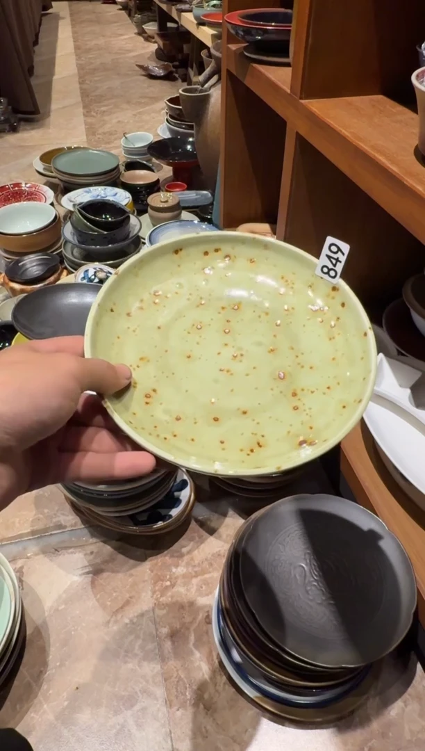 瓷 849 微瑕枣花立口盘1个