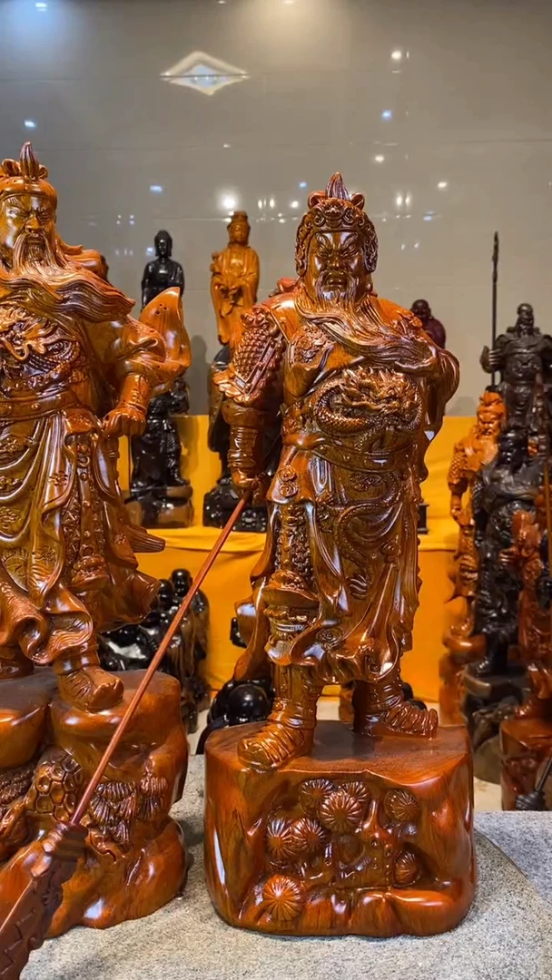 古夷苏木木雕款慕****孔横刀关公