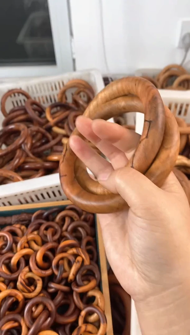 【闪购商品】木桃木大瑕疵80乾坤圈随机发货