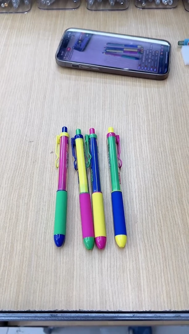 柯林1110撞界玩家中性笔4支