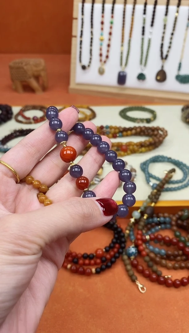 未镶嵌手链和田玉单圈烟紫和田南红手串