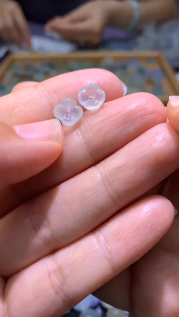 未镶嵌定制翡翠毛货