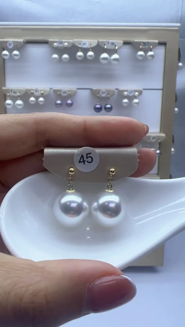 【闪购商品】淡水珍珠耳饰18K金镶嵌45