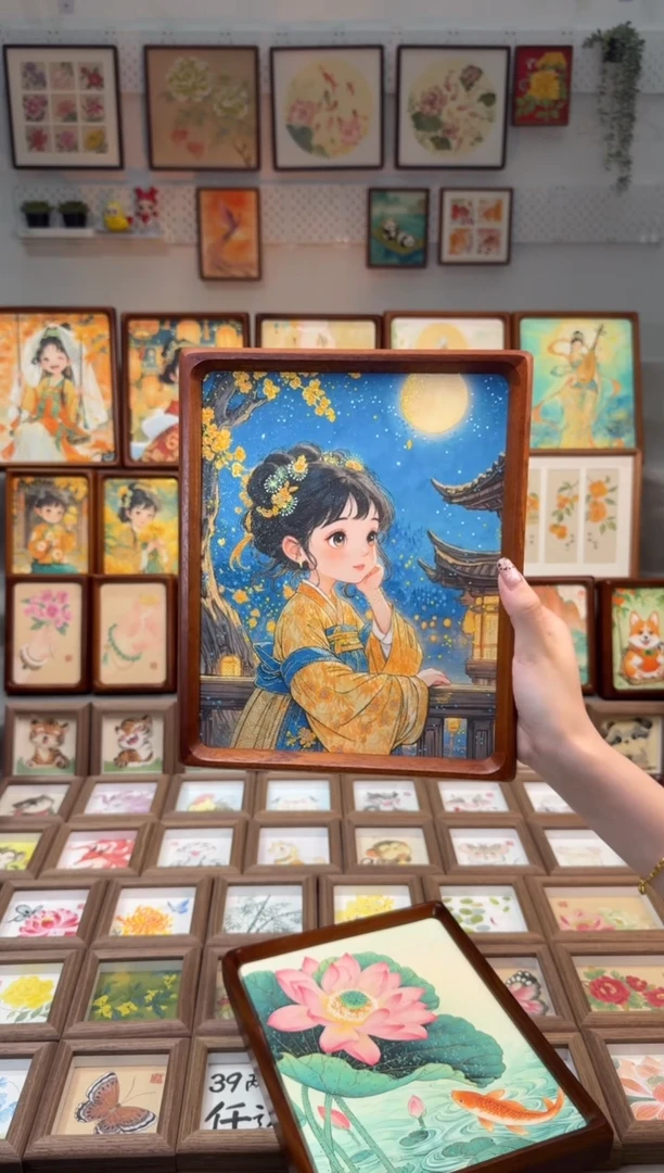 国画银杏月亮女孩 手绘国画10