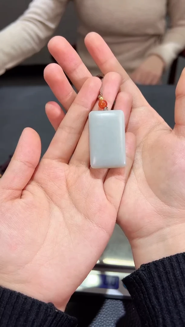 【闪购商品】和田玉吊坠(赠链)未镶嵌且末料青白玉无事牌2502015N