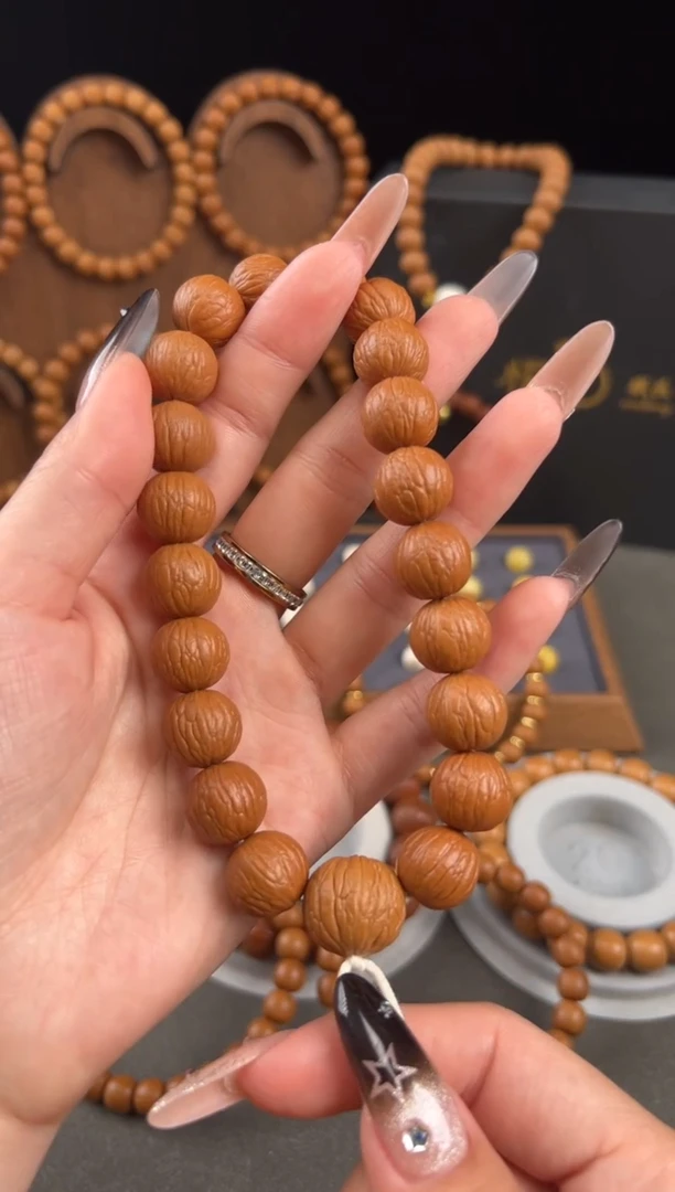 手串猴头核桃小*14+聚宝盆三维同尺
