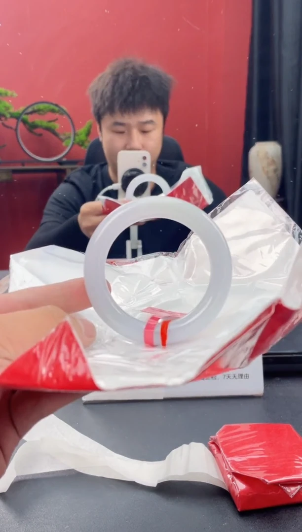 未镶嵌手镯翡翠3