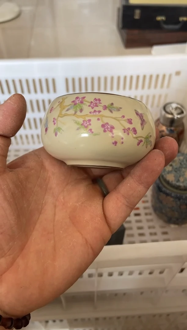 杯无运费险有瑕疵的摄影的产品有使用过的痕迹有点脏介意勿拍