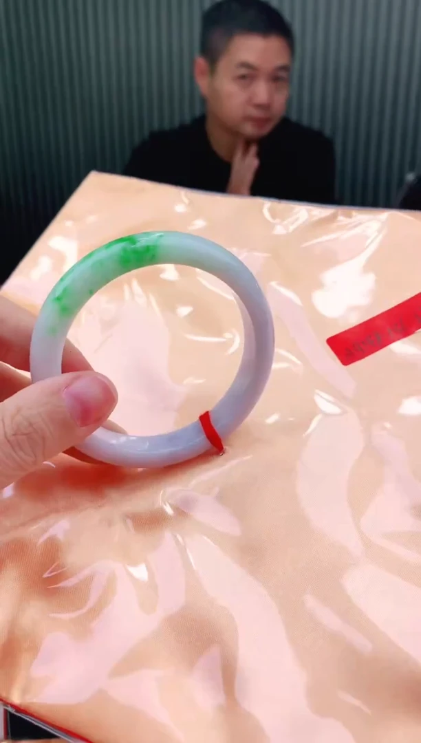 未镶嵌手镯翡翠53