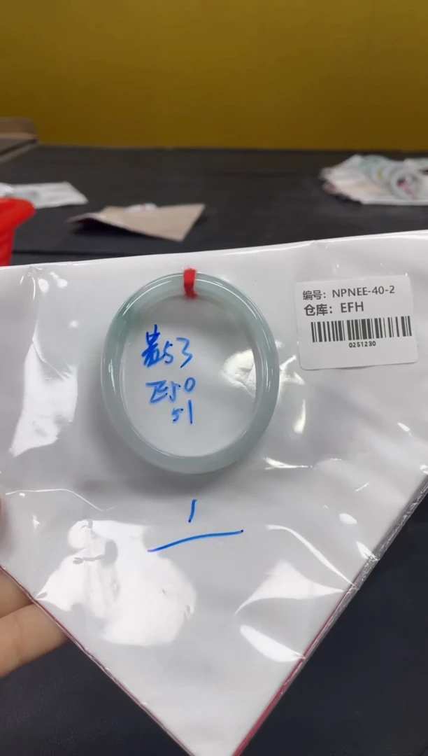 未镶嵌手镯翡翠翡翠手镯