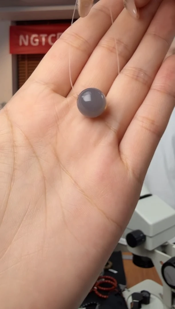 吊坠(不含链)未镶嵌和田玉快**鱼和田玉烟紫圆珠单珠12mm