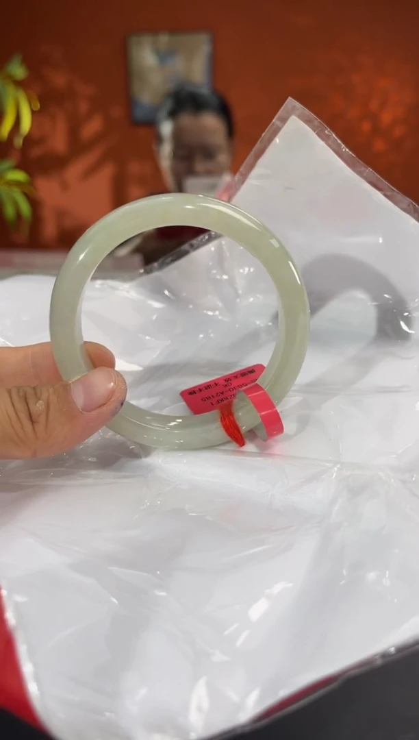 未镶嵌手镯翡翠翡翠手镯