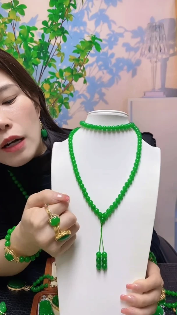 【闪购商品】翡翠项链未镶嵌翡翠项链