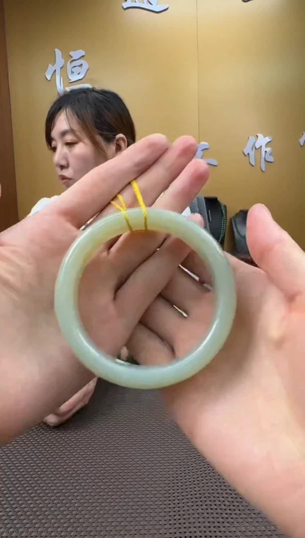 和田玉未镶嵌颈饰手镯58