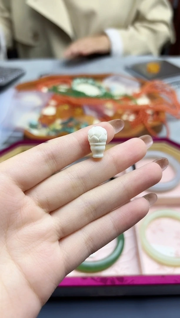 未镶嵌配饰玛瑙/玉髓玛瑙三通配饰7*10mmXD