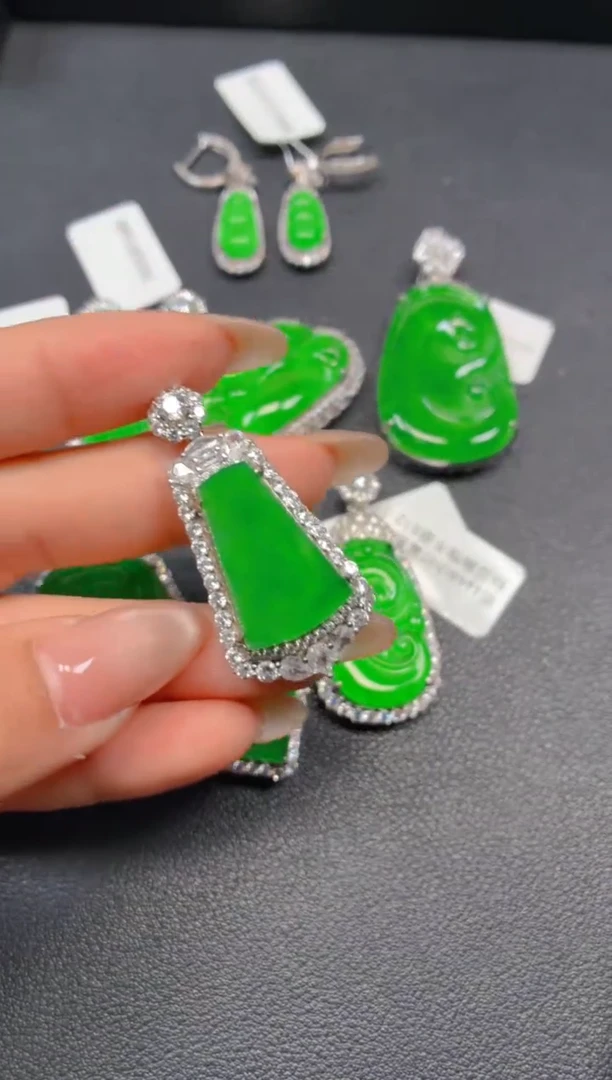 吊坠(不含链)银S925镶嵌翡翠1