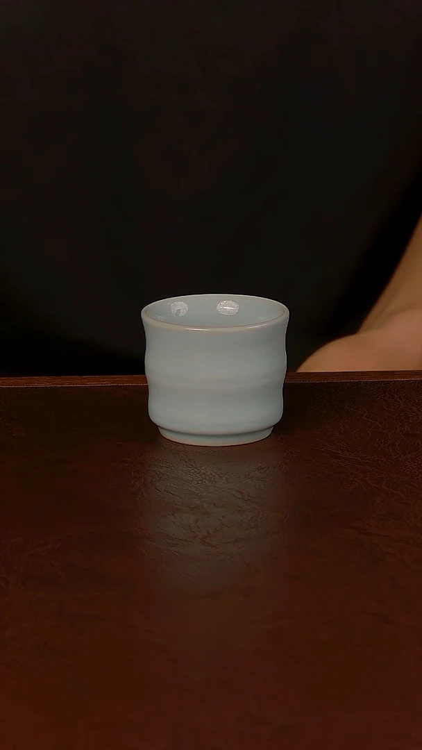 瓷片小竹节杯............