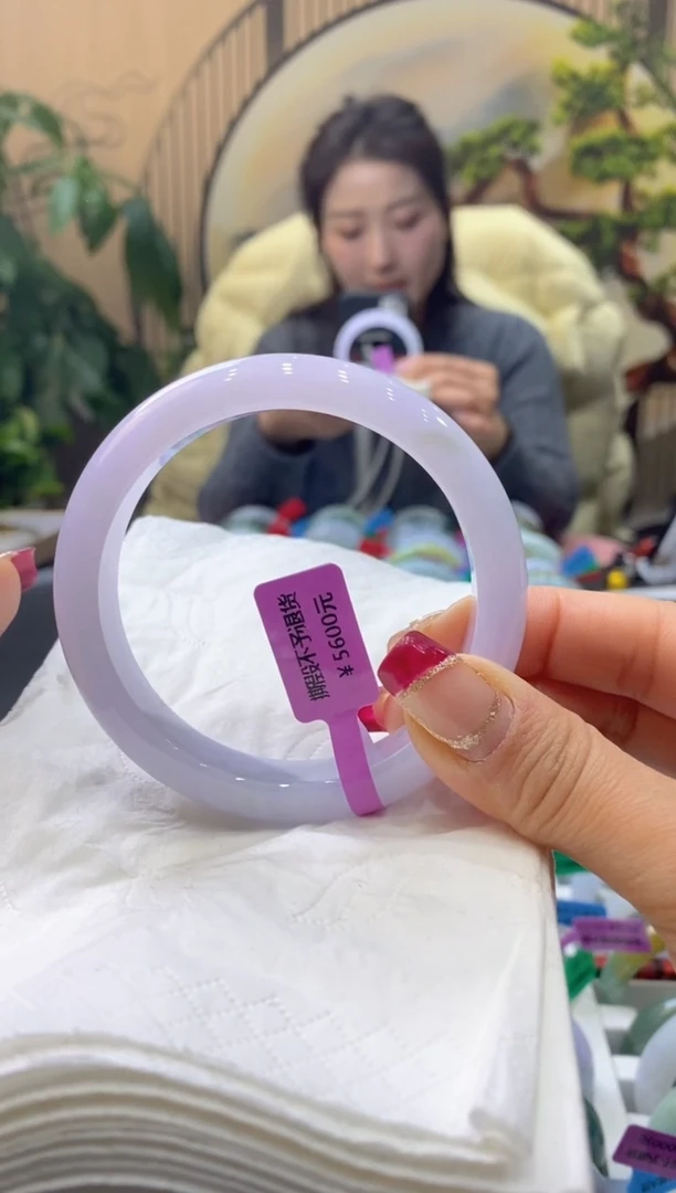 【闪购商品】翡翠手镯未镶嵌99919081