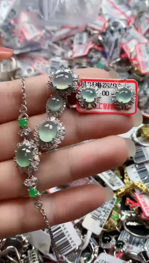 银S925镶嵌戒指翡翠天然A货缅甸翡翠