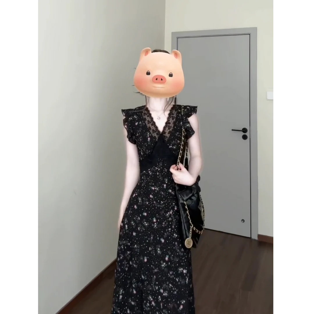 黑色设计感蕾丝拼接碎花连衣度假风法式气质独特漂亮掐腰长裙夏季
